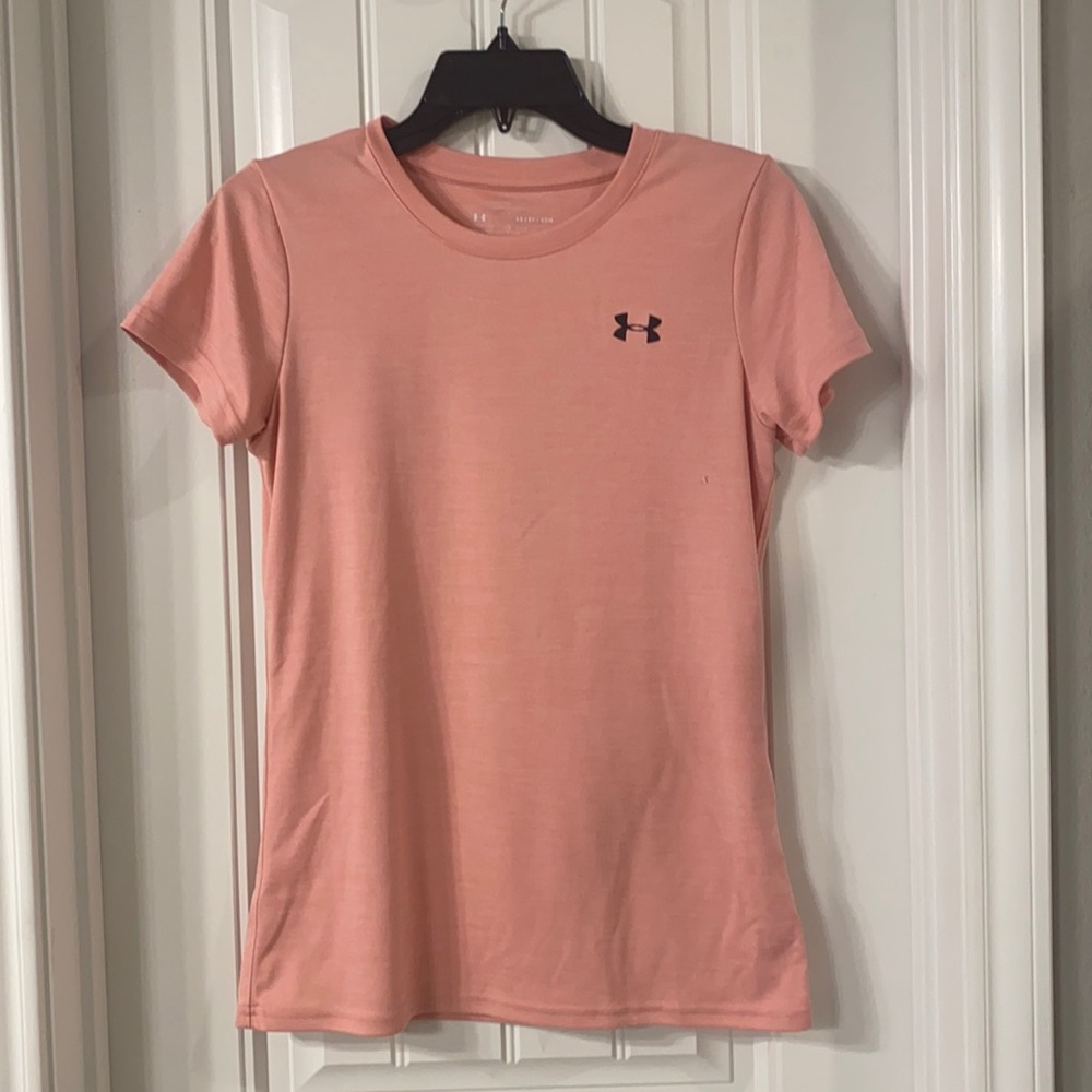 Under Armour XS Loose Fit Heatgear Athletic Shirt